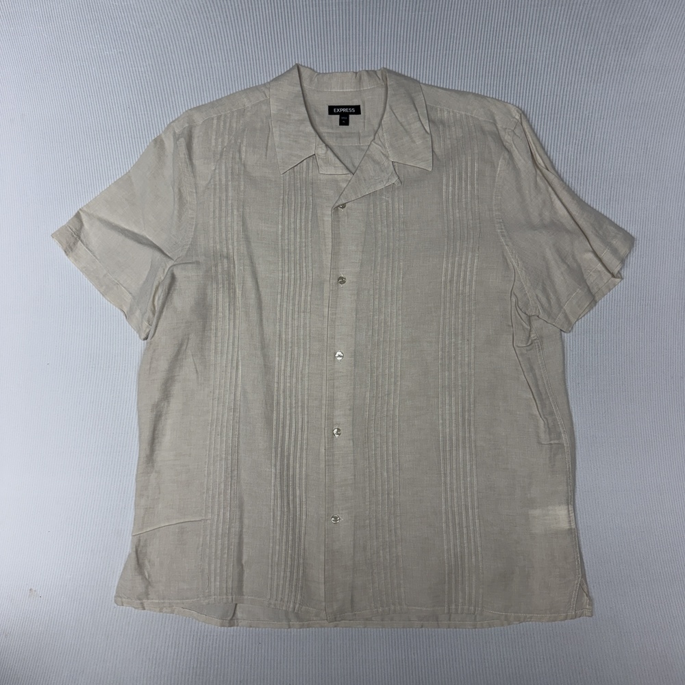 Express Shirt Mens XL Beige Solid Short Sleeve Pleated Button Up Lightweight
